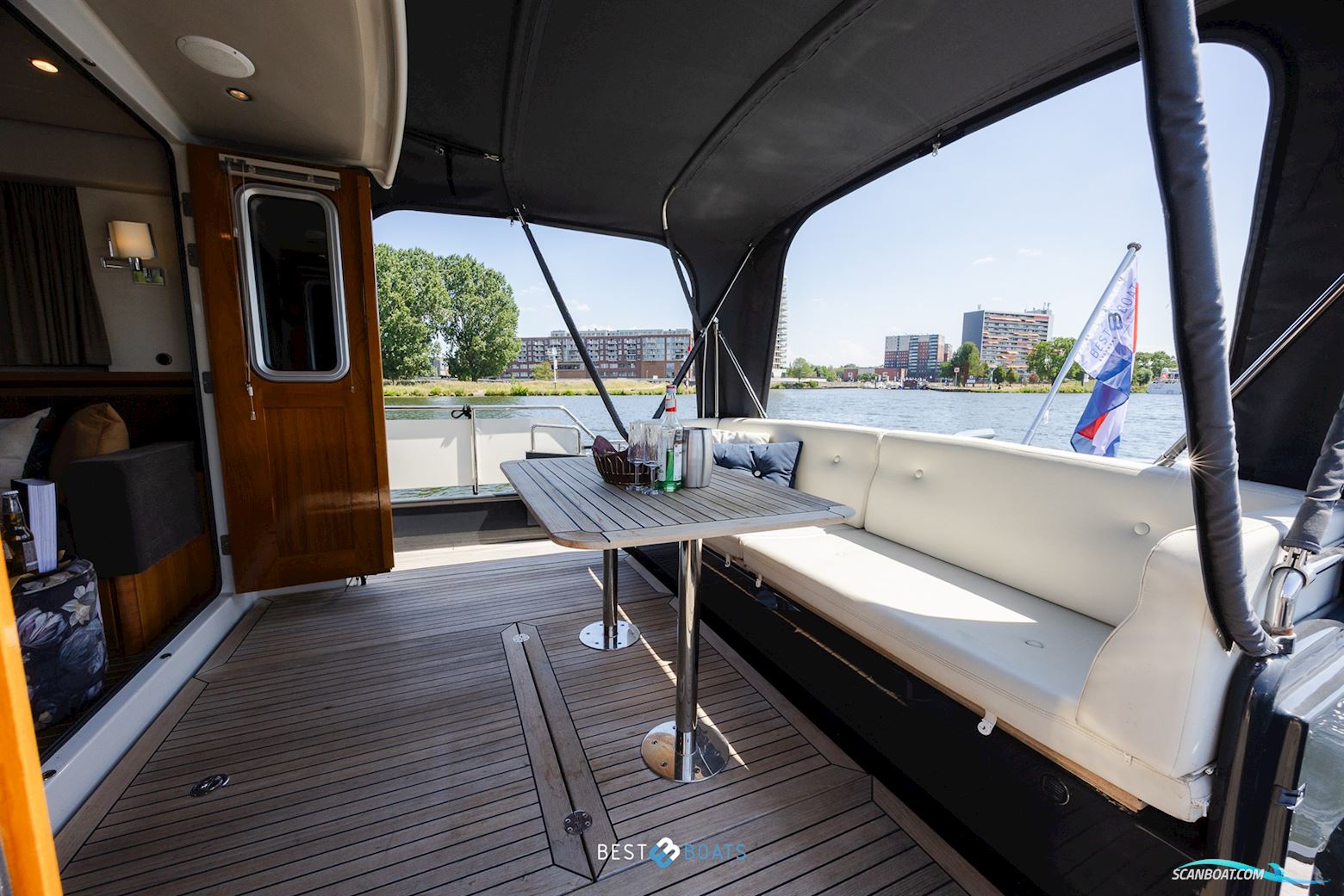 Linssen Grand Sturdy 470 Sedan Wheelhouse