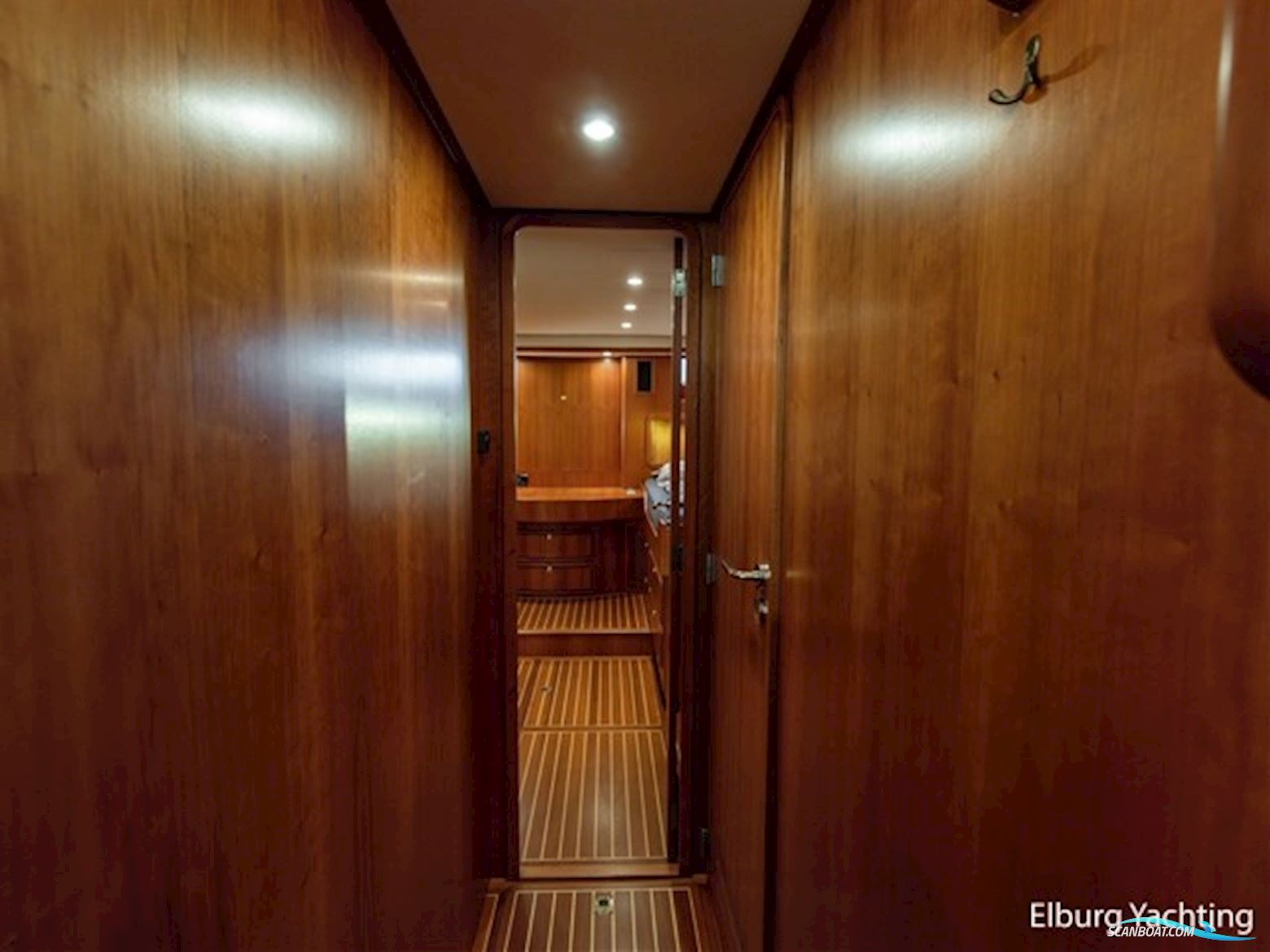 Linssen Grand Sturdy 500 - Traveller