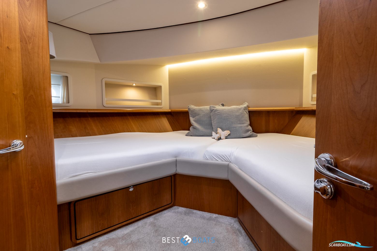 Linssen Grand Sturdy 500 AC Wheelhouse Long Top