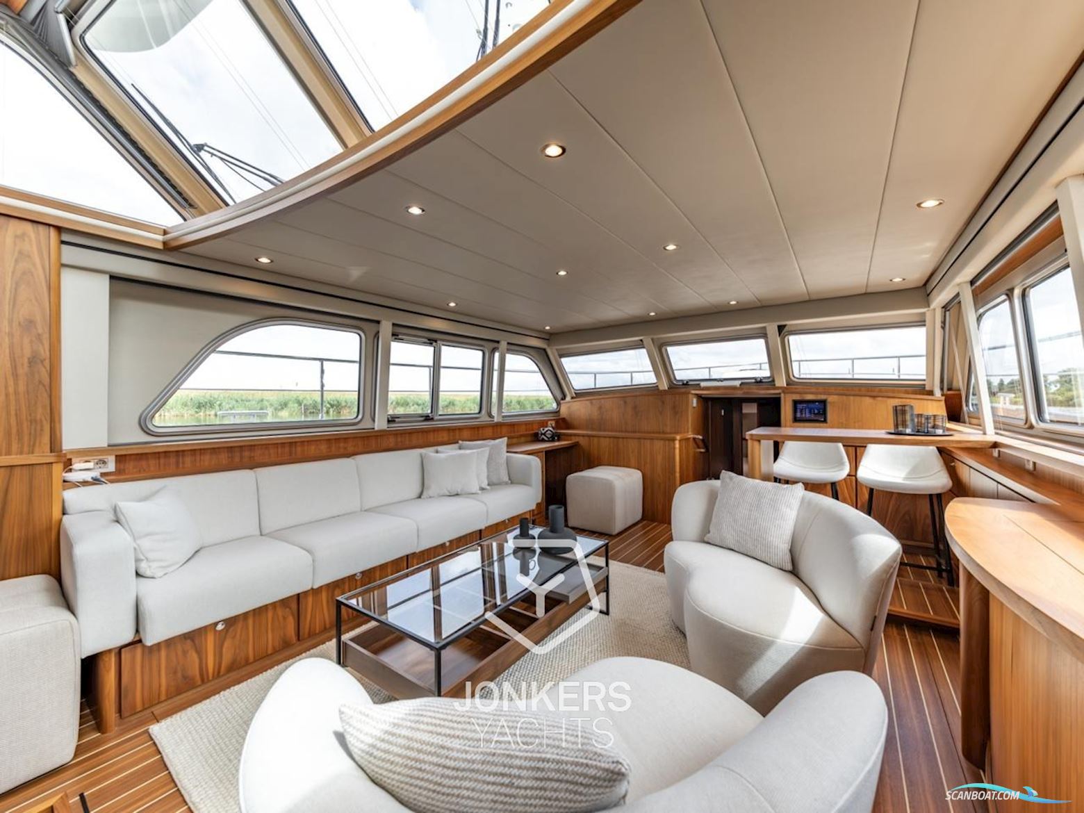 Linssen Grand Sturdy 590 AC Variotop "Stabilizers"