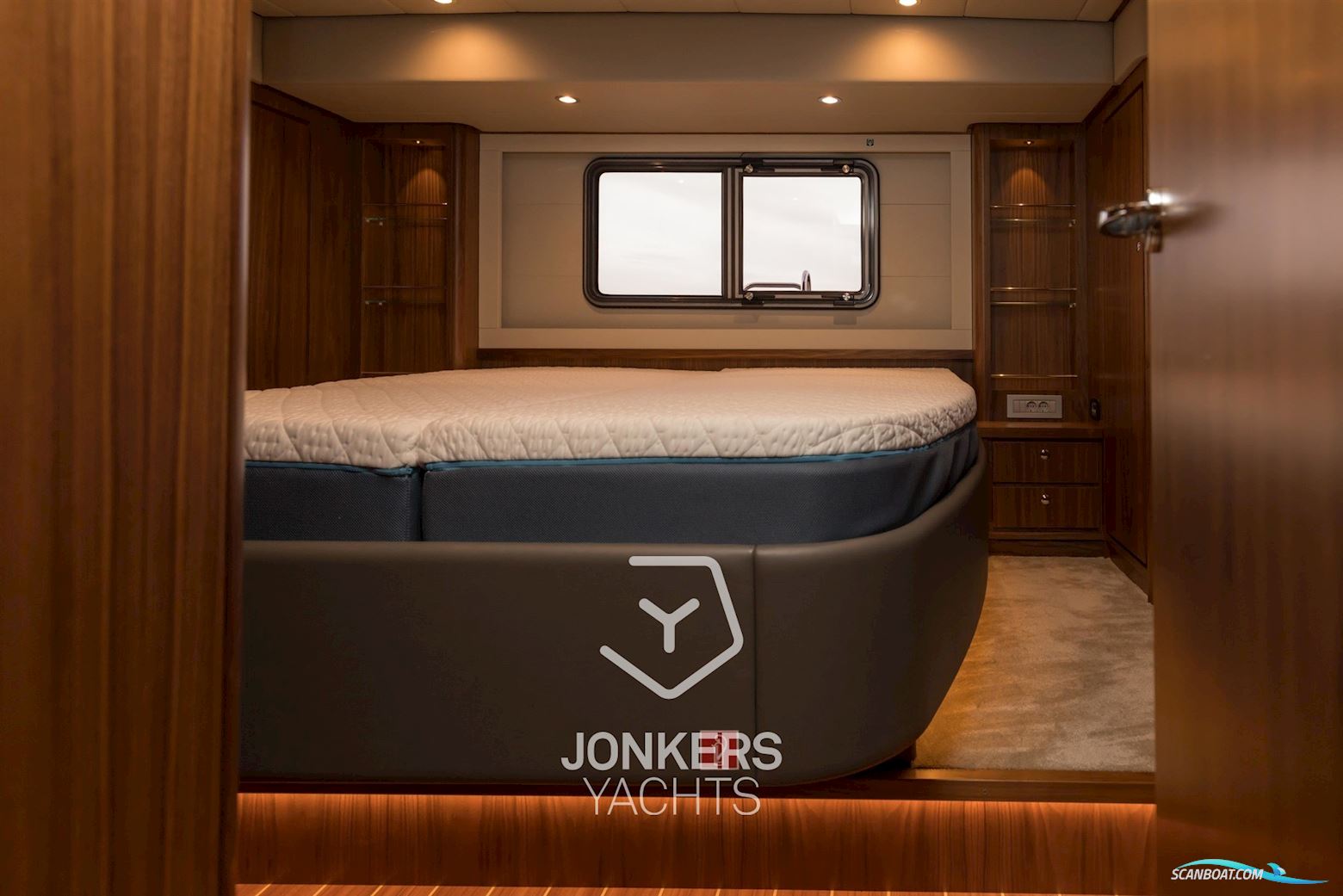 Linssen Grand Sturdy 590 AC Variotop "Stabilizers"