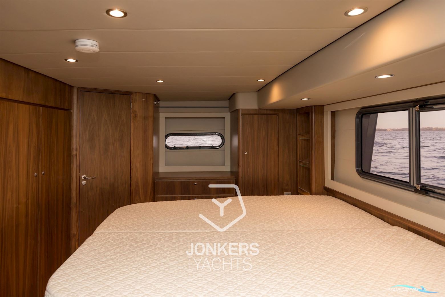 Linssen Grand Sturdy 590 AC Variotop "Stabilizers"