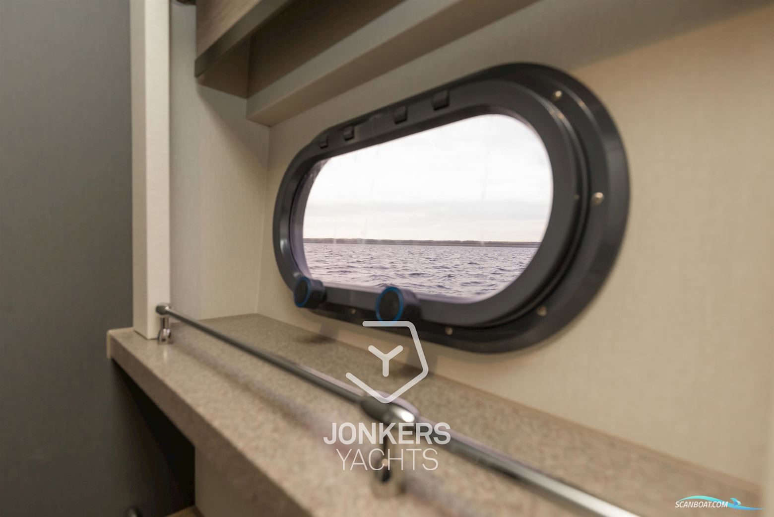 Linssen Grand Sturdy 590 AC Variotop "Stabilizers"