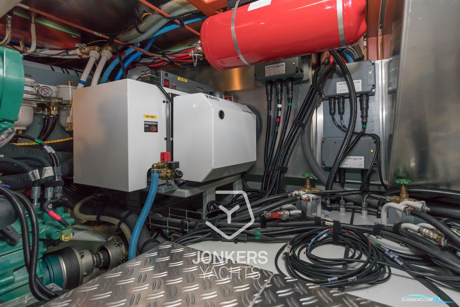 Linssen Grand Sturdy 590 AC Variotop "Stabilizers"