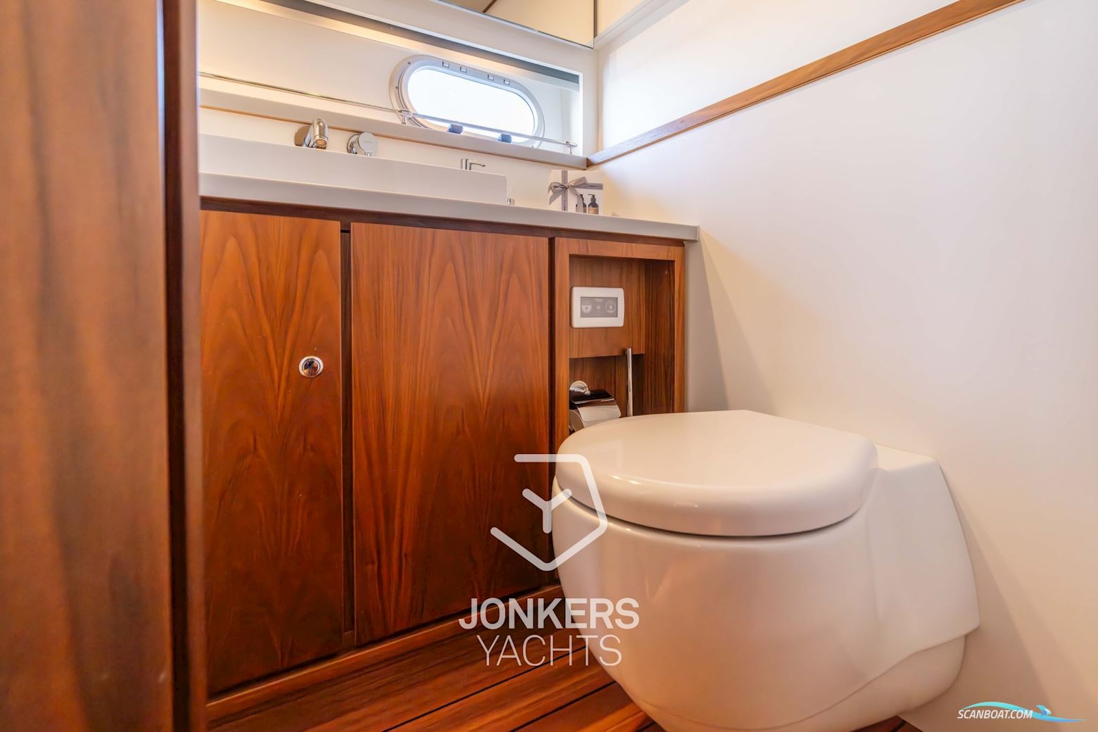 Linssen Grand Sturdy 590 AC Wheelhouse