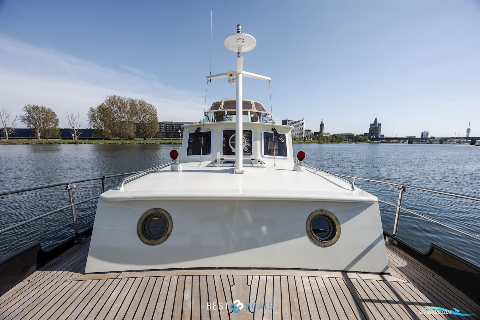 Linssen St. Jozef 1050 Salon