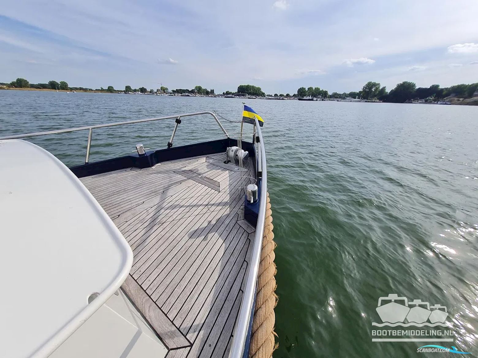 Linssen Sturdy 1000 AC Royal