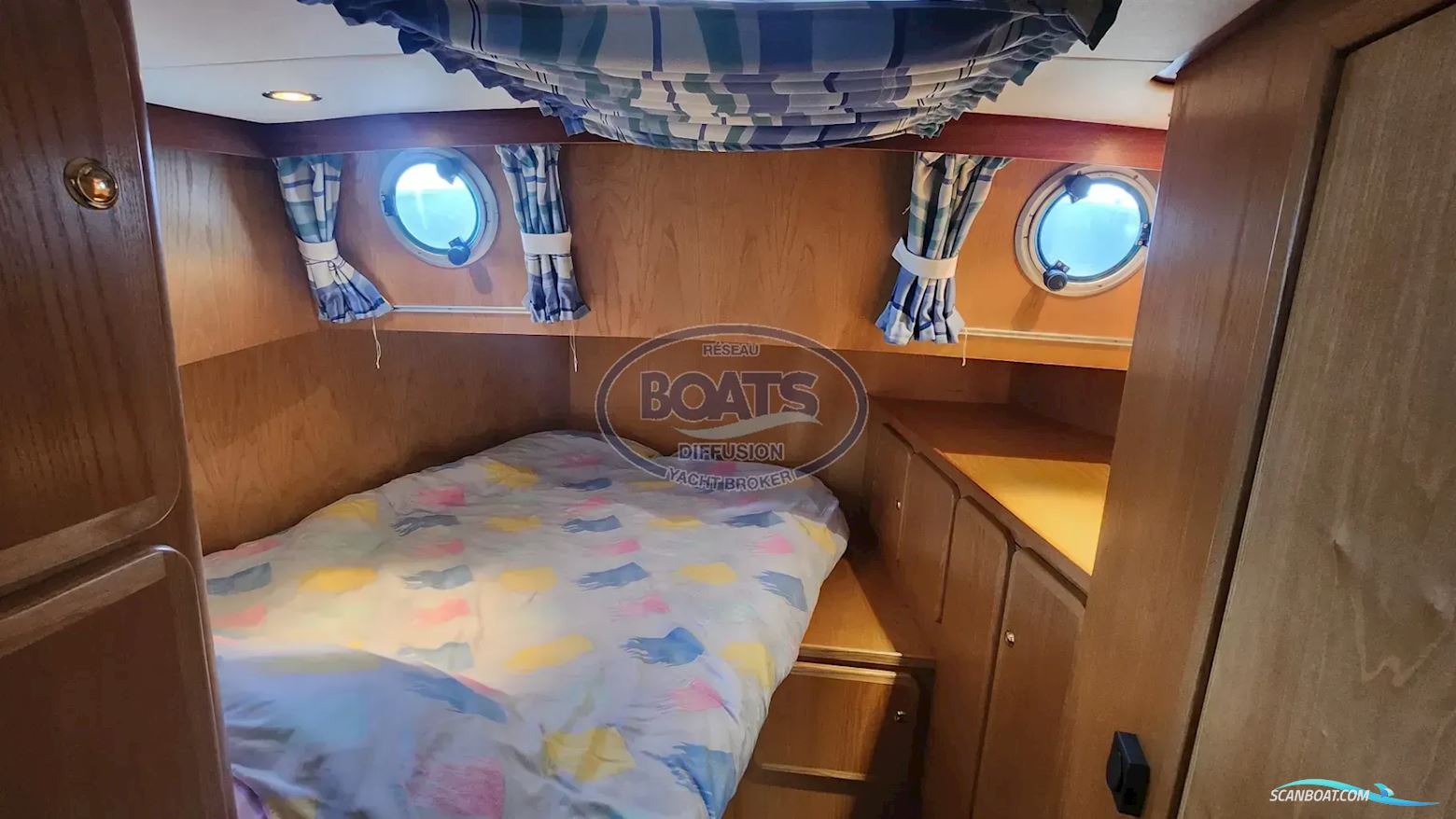 Linssen Sturdy Twin 40AC