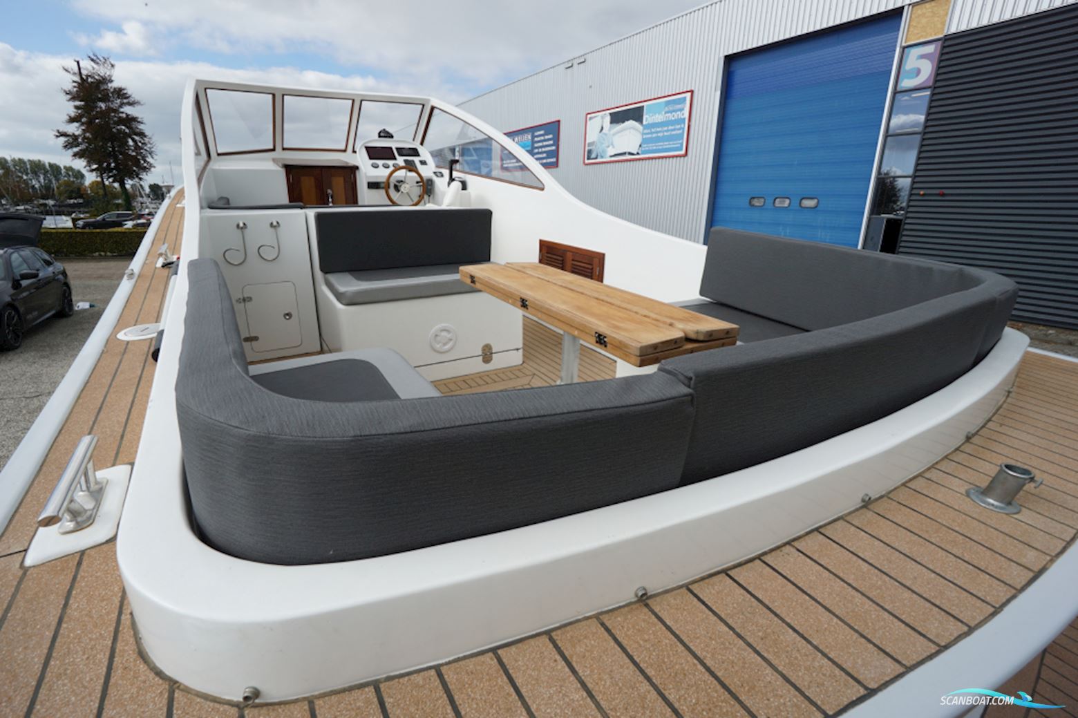 LOBSTER LB26 Classic Runabout