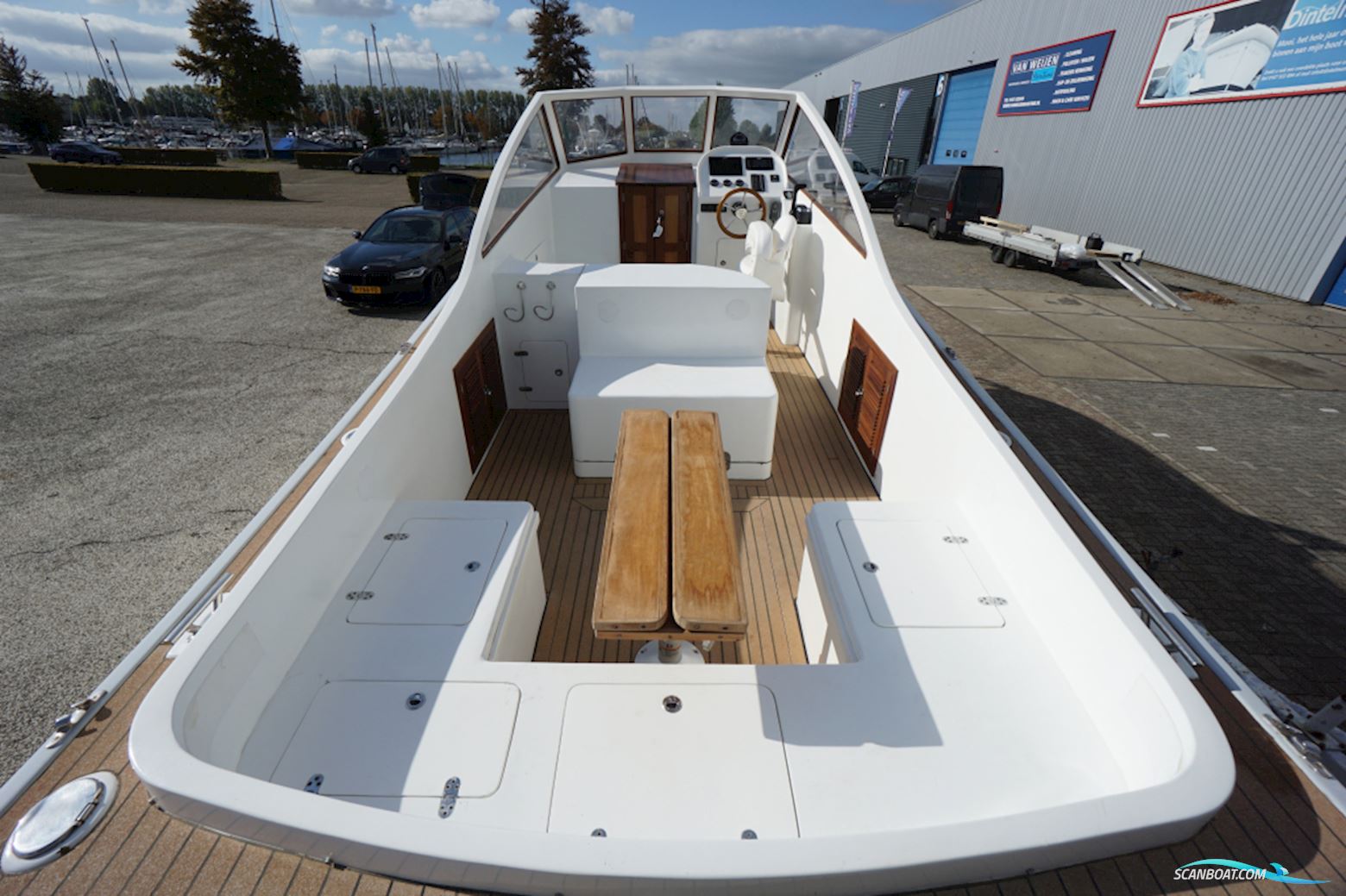 LOBSTER LB26 Classic Runabout