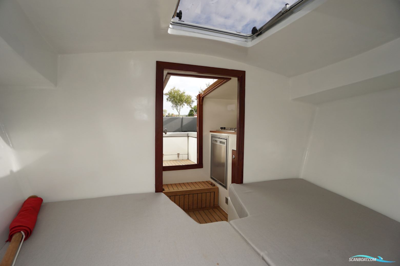 Lobster LB26 Classic Runabout