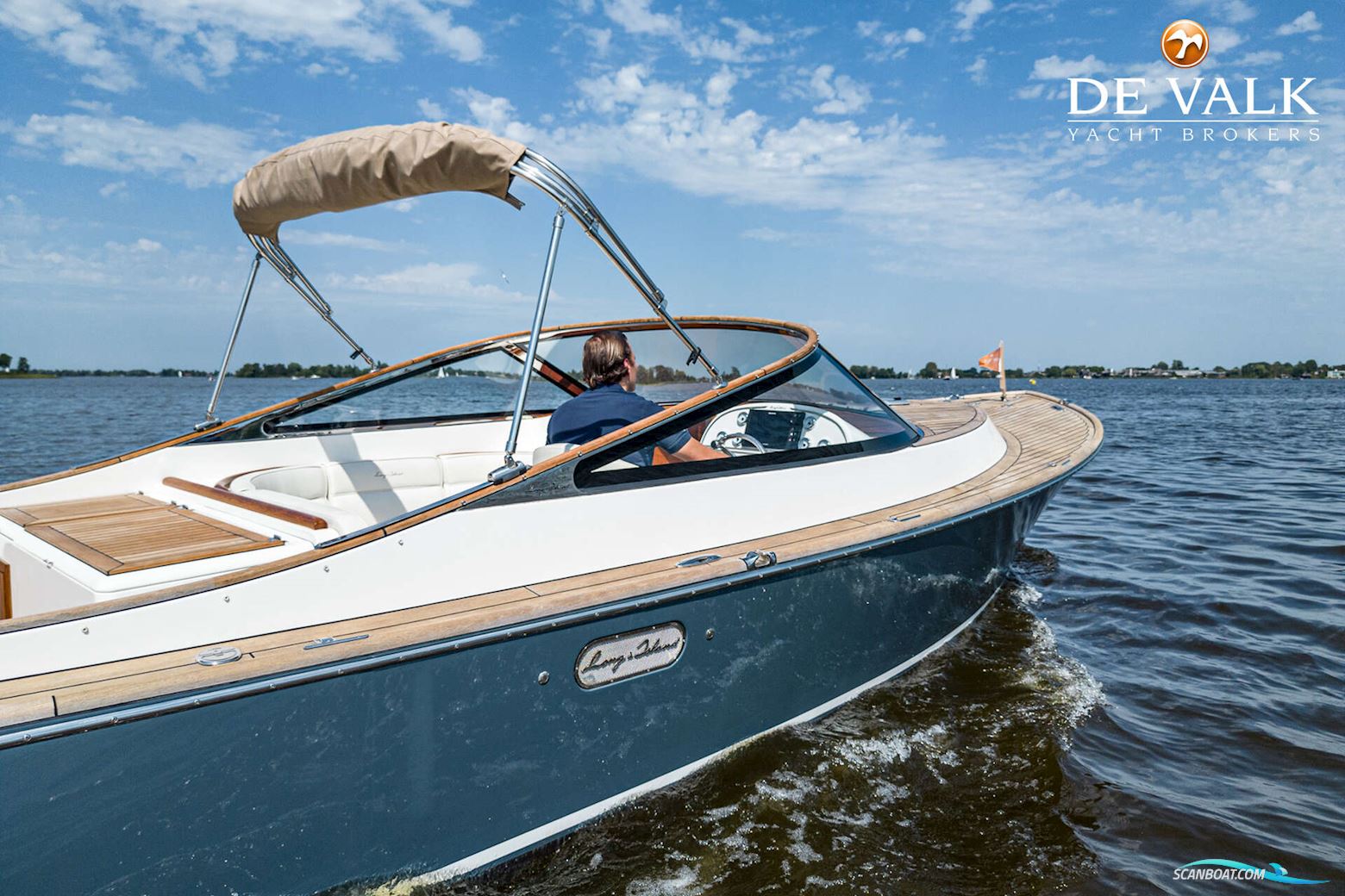 Long Island 33 Runabout