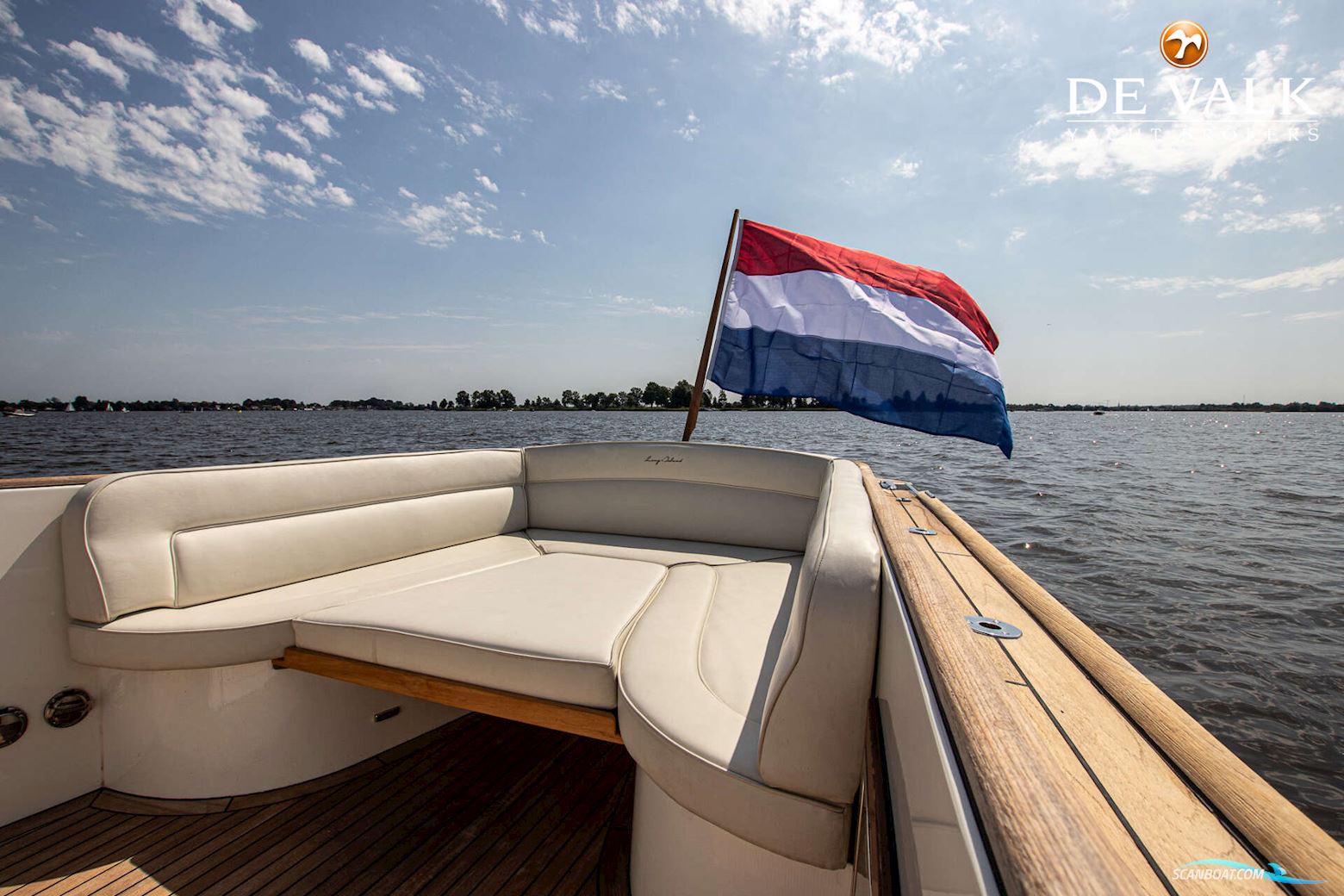 Long Island 33 Runabout