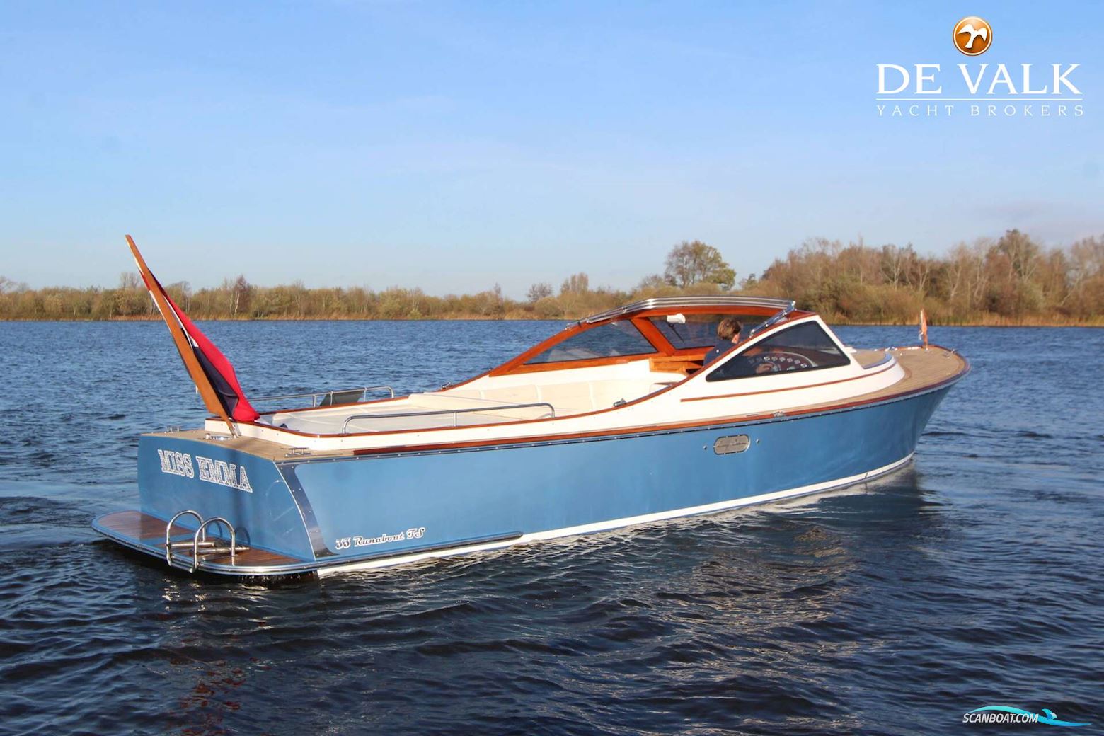 Long Island 33 Runabout