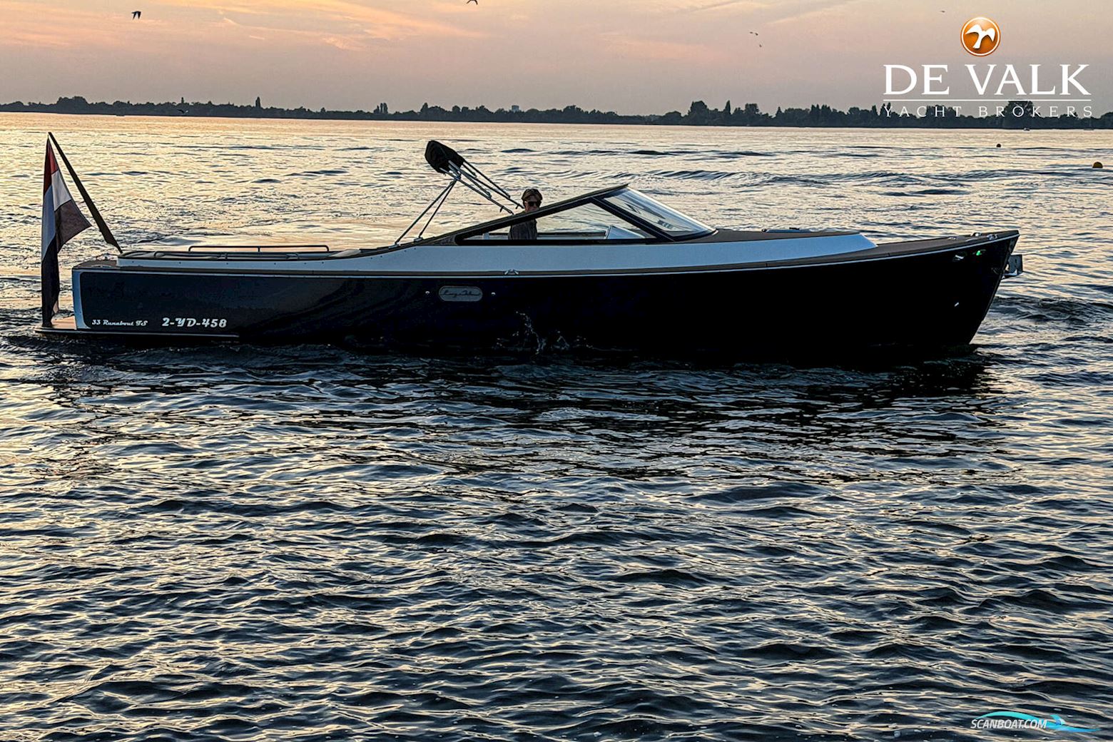 Long Island 33 Runabout
