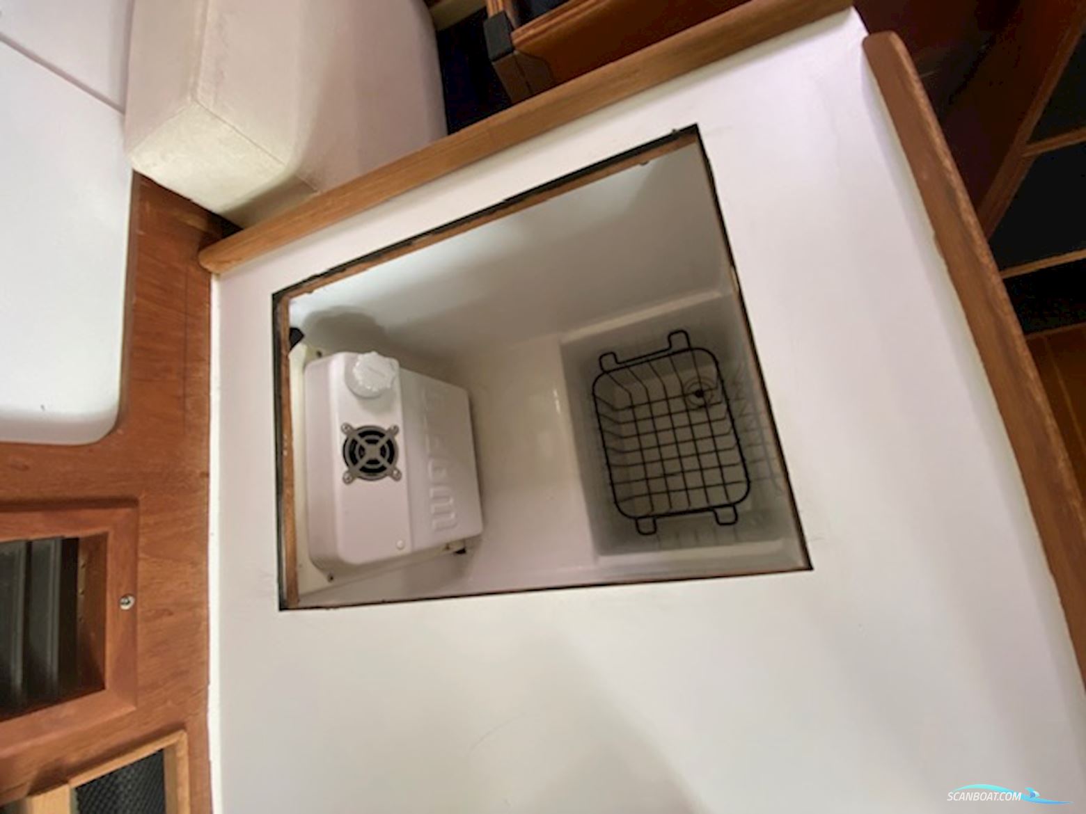 Luhrs  Mainship 30 Pilot