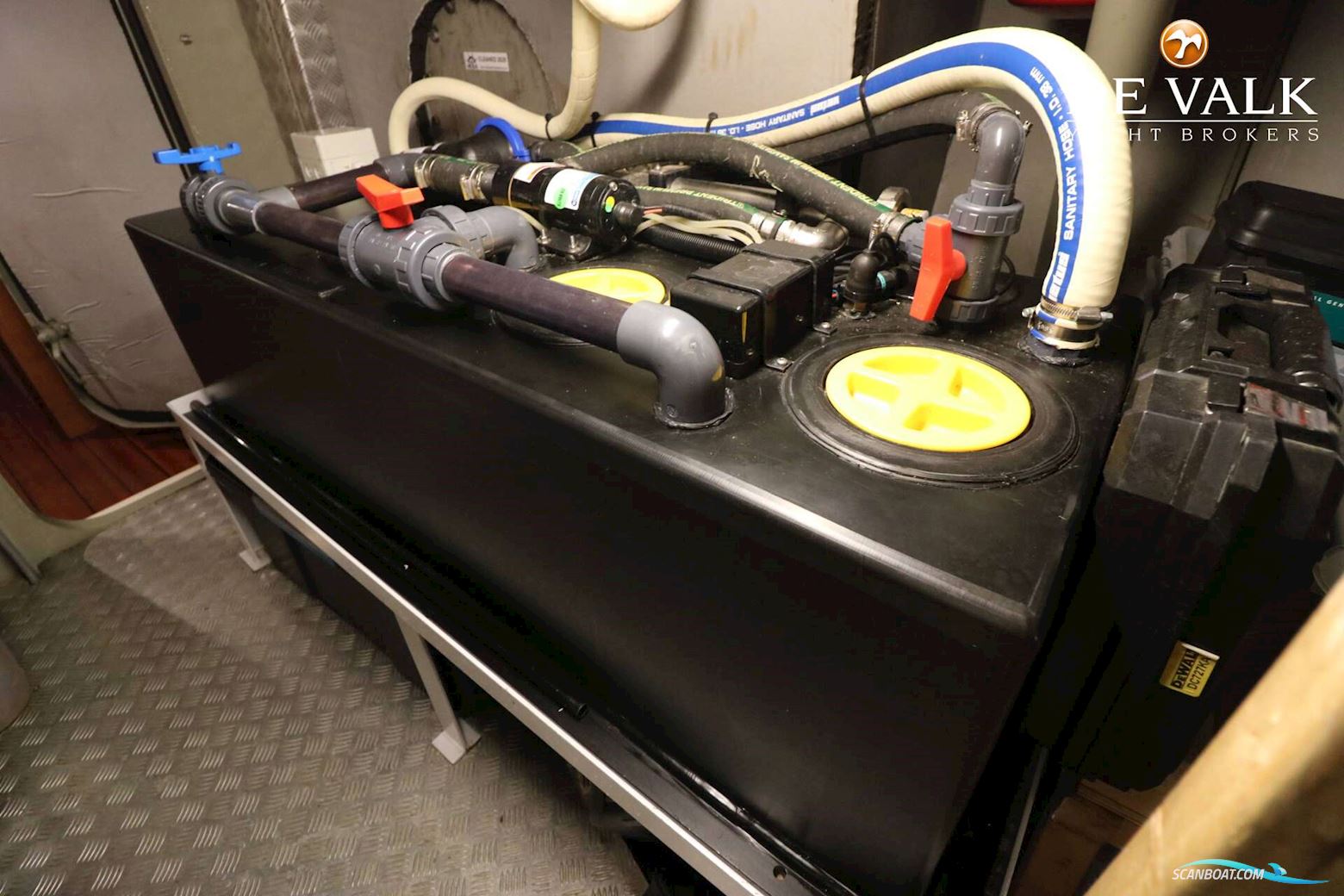 Luxe Motor 1900 Dutch Traveller