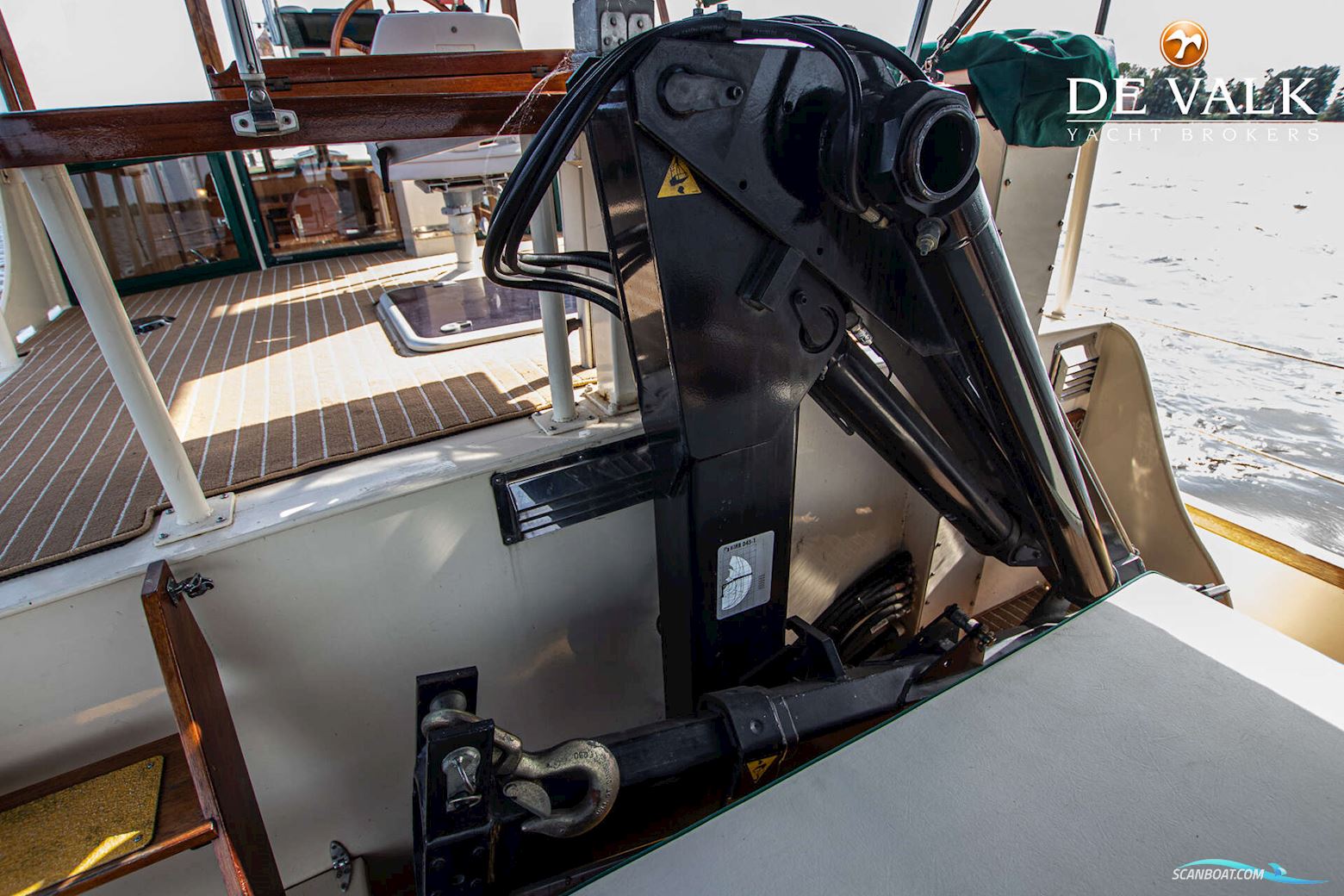 Luxe Motor 20 m
