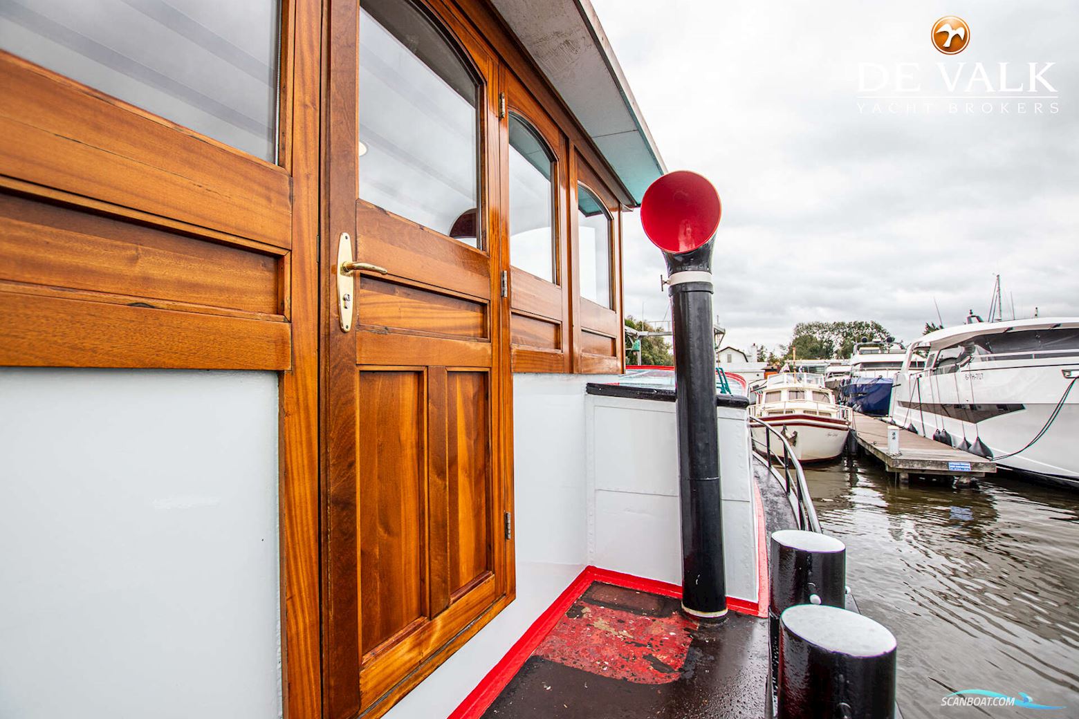 Luxe Motor 28M