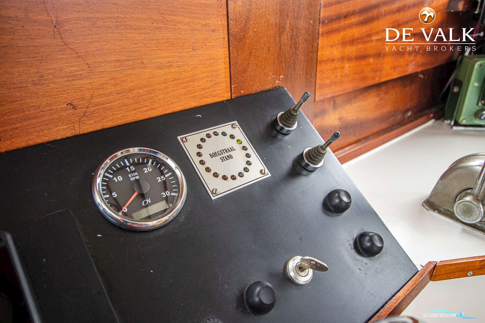 Luxe Motor 28M