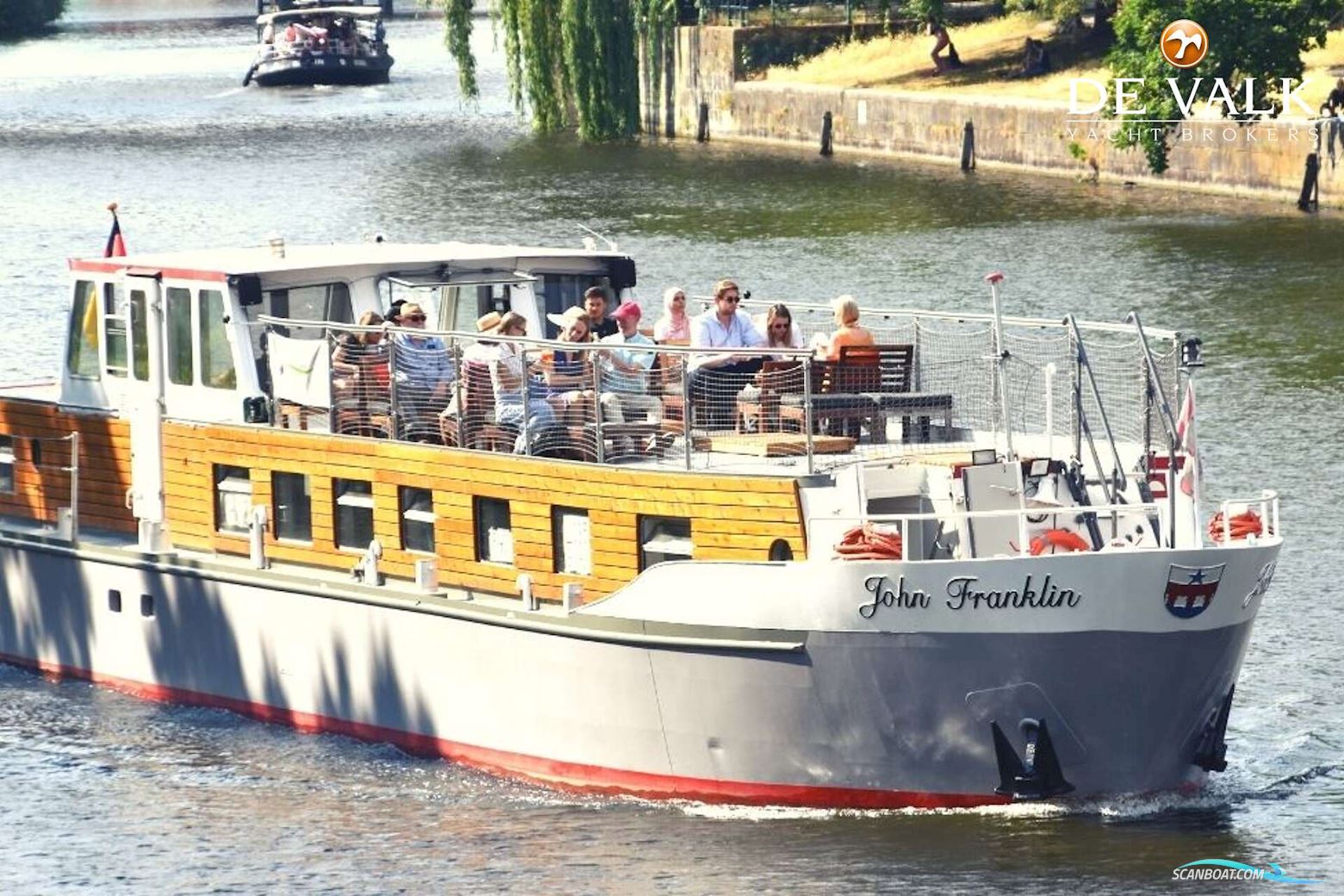Luxe Motor 29M