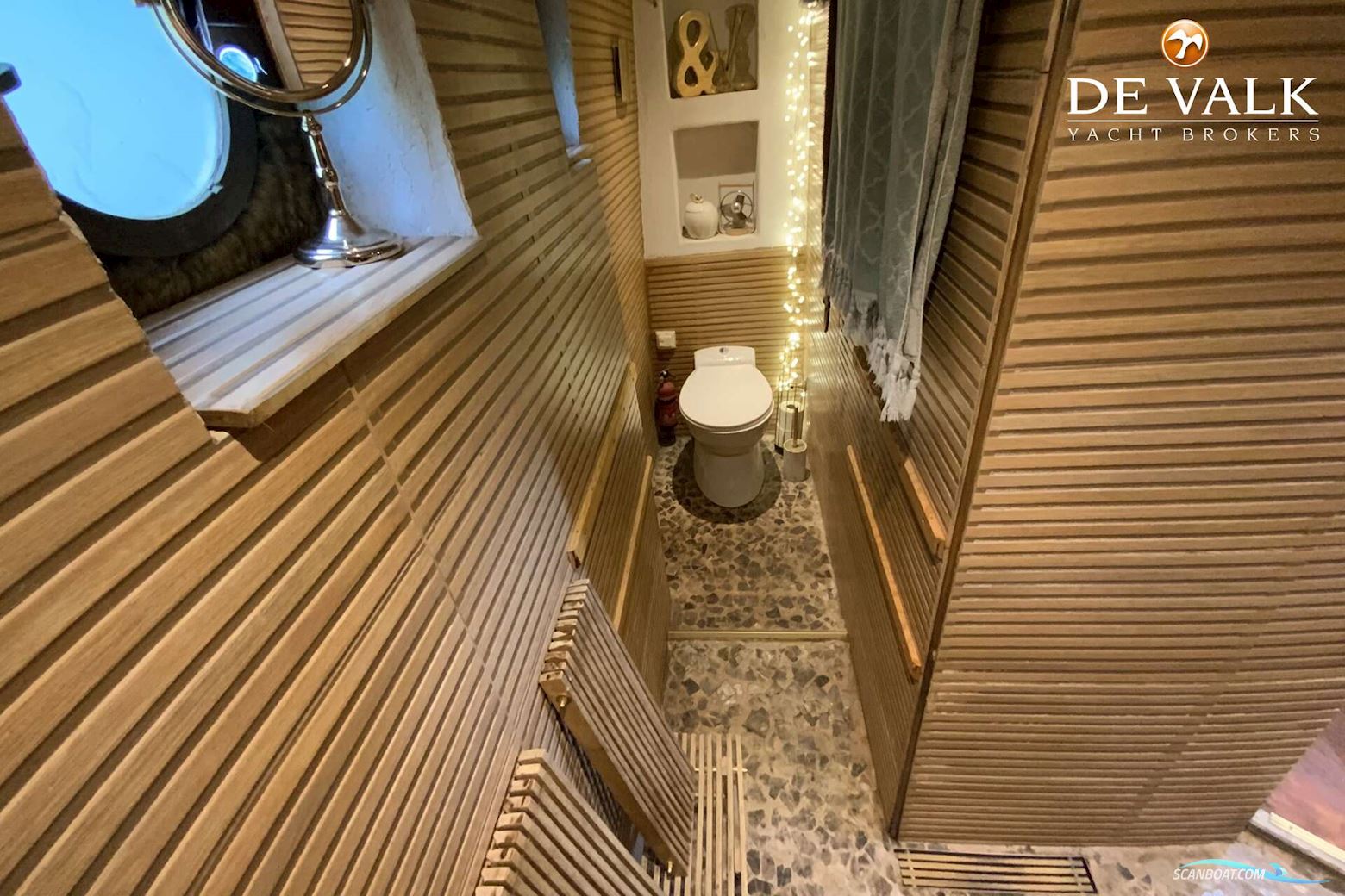 Luxe Motor Tjalk 23m