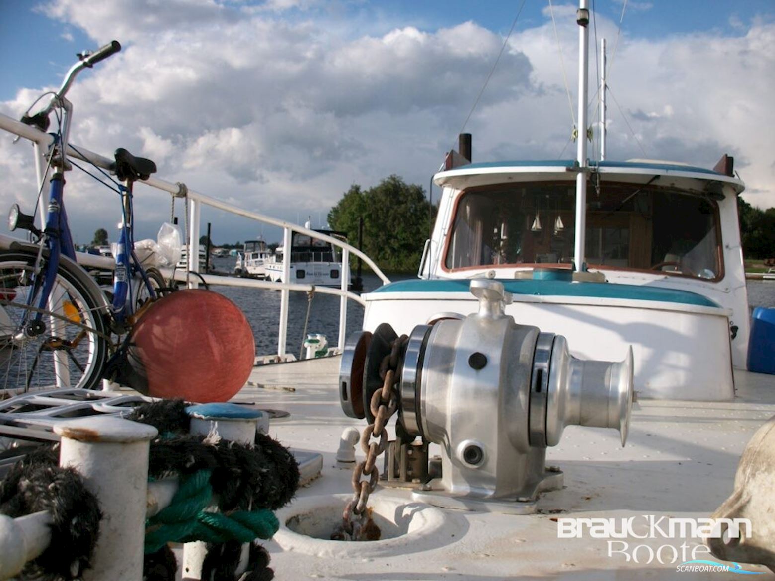 Luxwerft, Mondorf Wohnboot