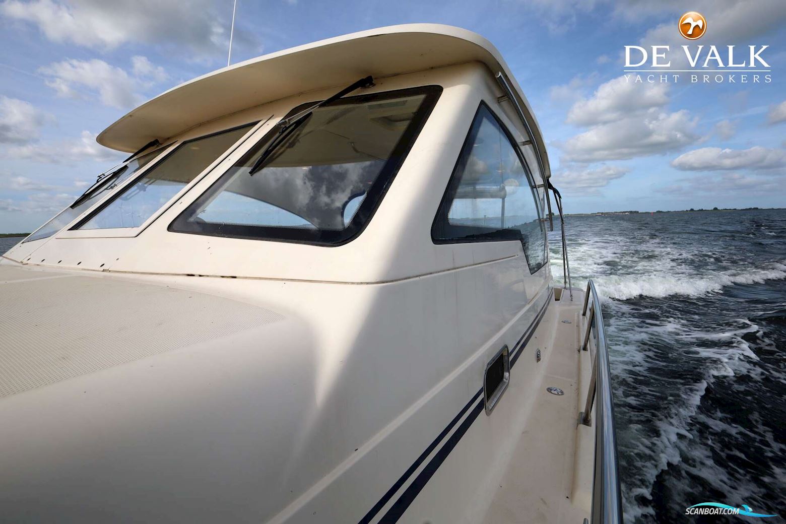 Mainship 34 Rumrunner II