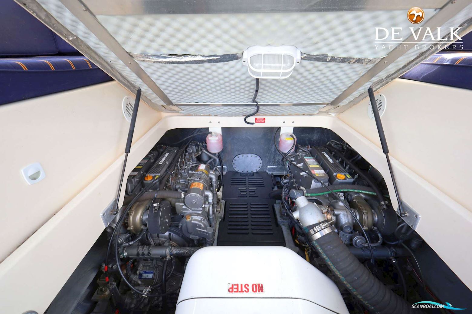 Mainship 34 Rumrunner II
