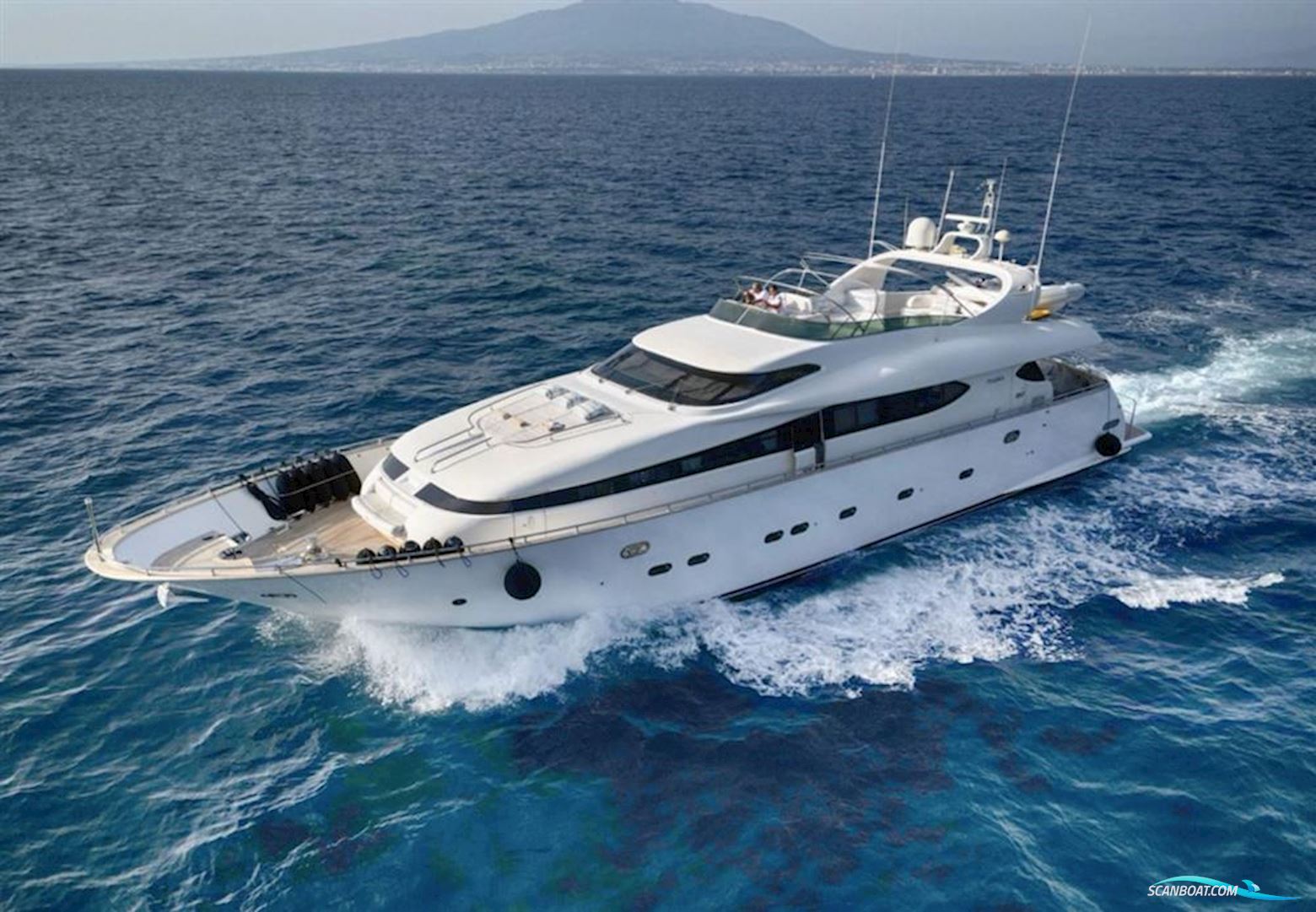 MAIORA 29 DP Motorbåd 2000, med 2 x MTU 1800Hp motor, Italien