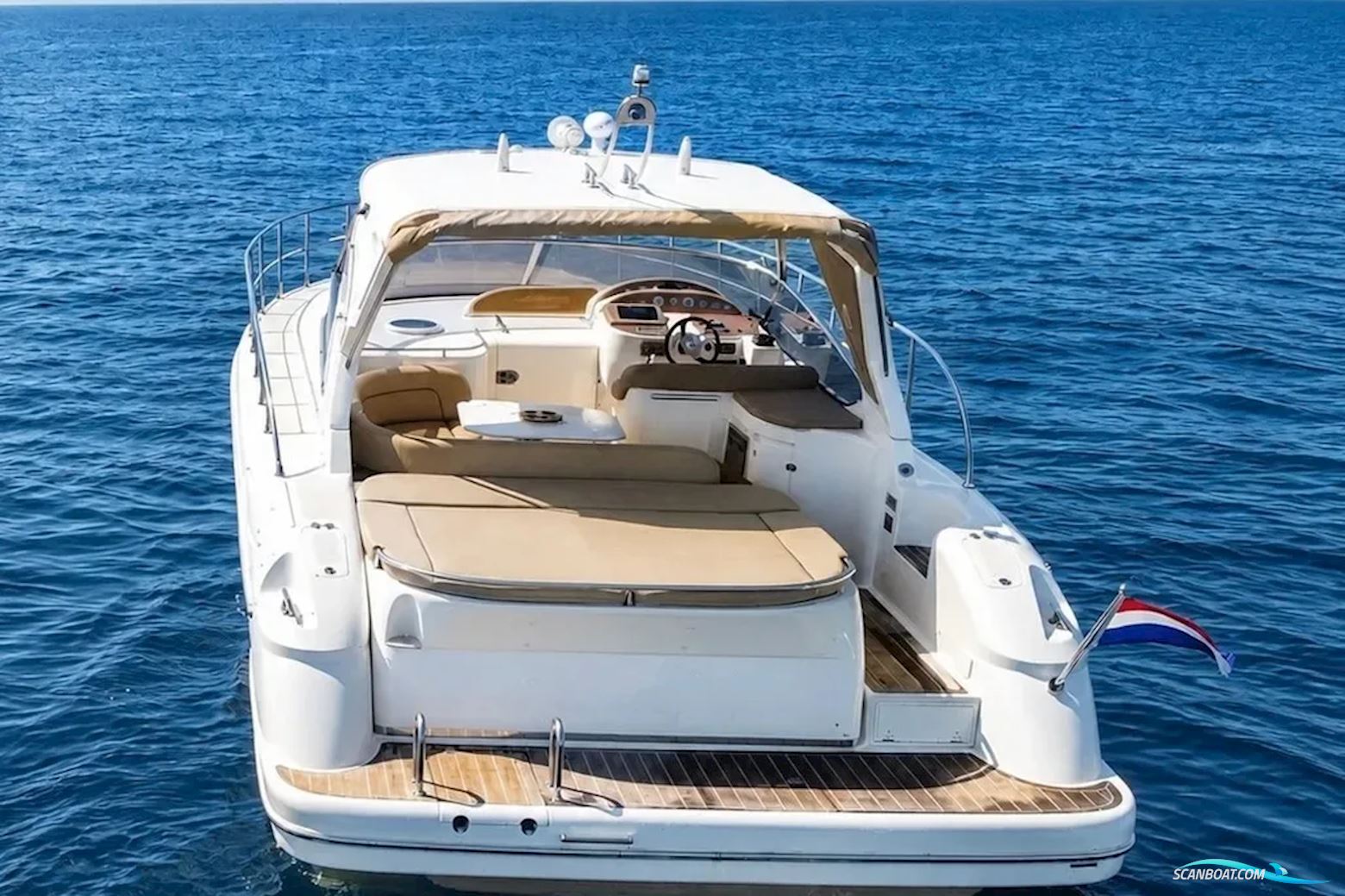 Mano Marine 38.5