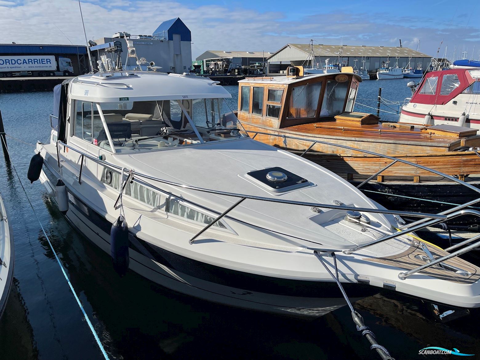 Marex 280 Holiday fra 2008, meget få motortimer.