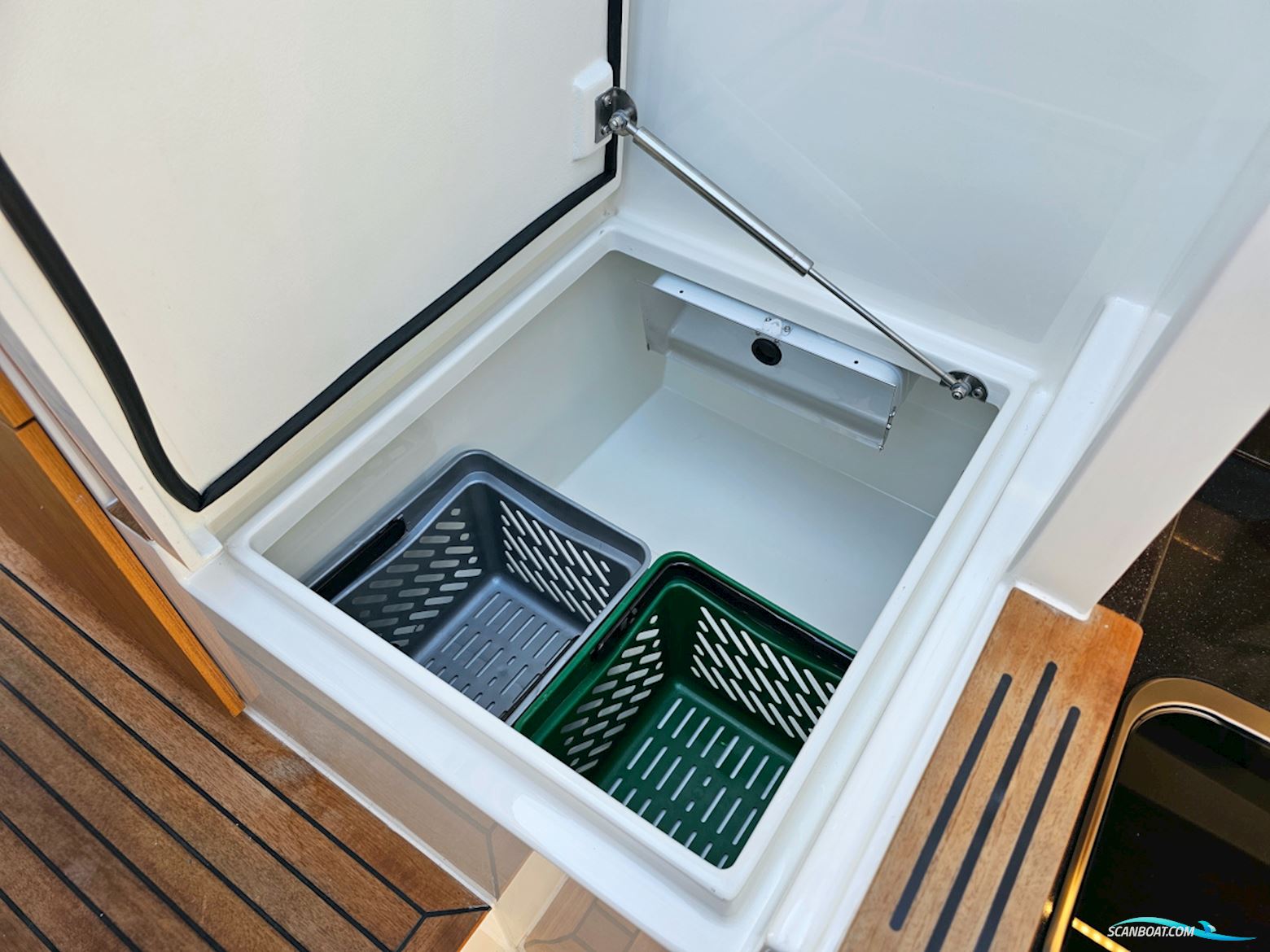 Marex 310 Sun Cruiser 2021 Volvo Penta D4-320 EVC