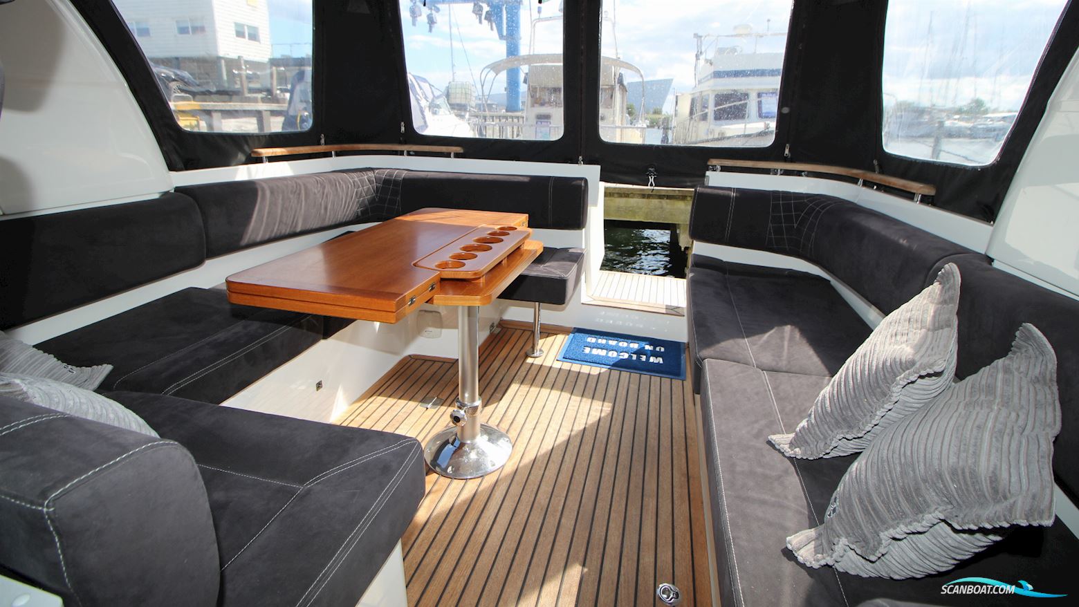 Marex 310 Sun Cruiser