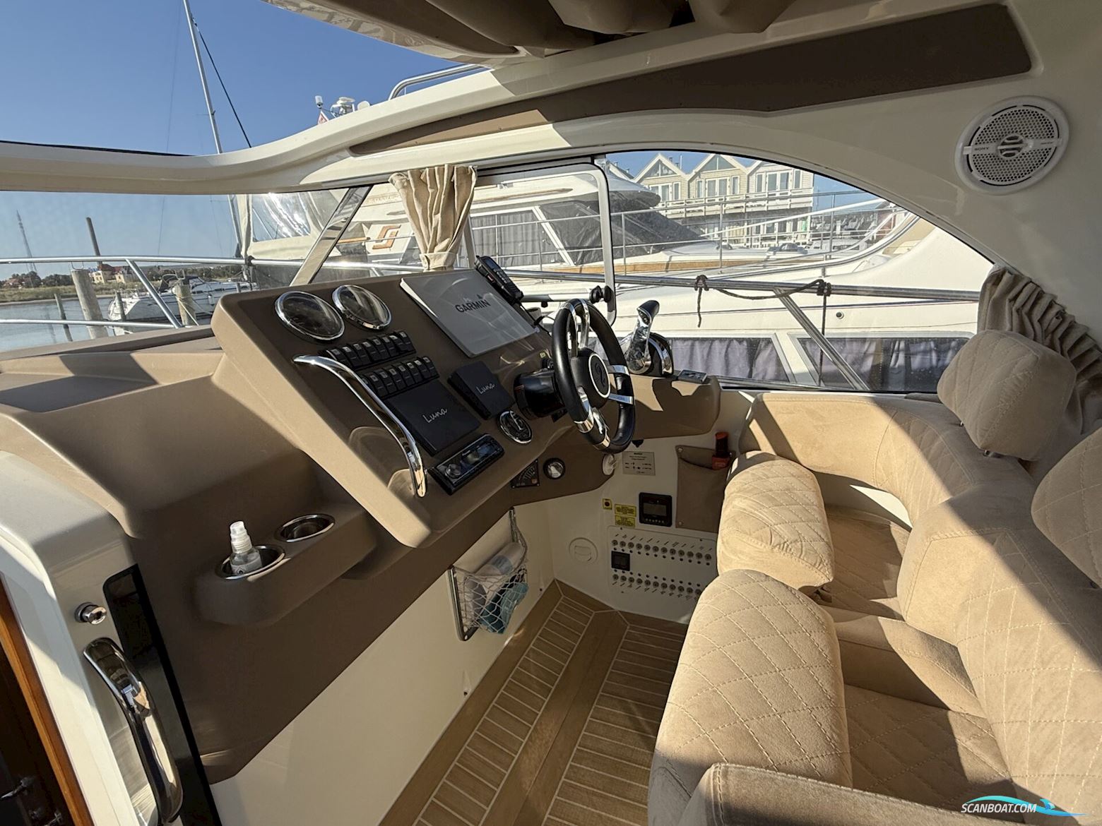 Marex 310 Sun Cruiser