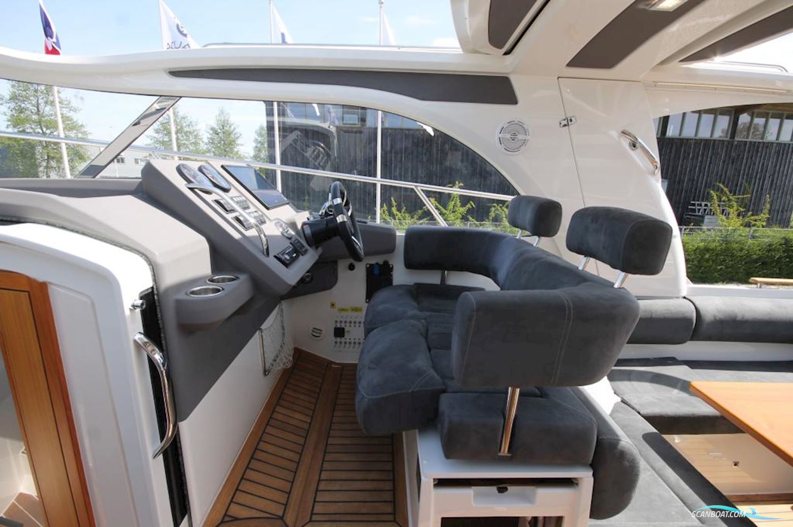 Marex 310 Sun Cruiser
