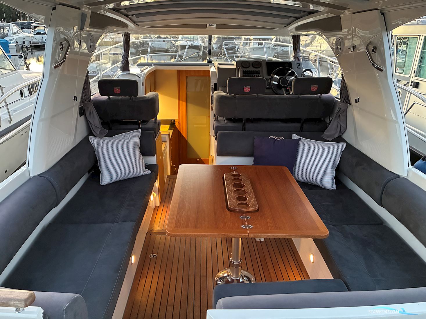 Marex 310 Sun Cruiser