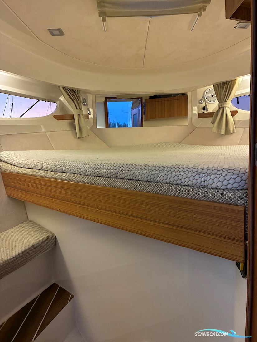Marex 310 Sun Cruiser