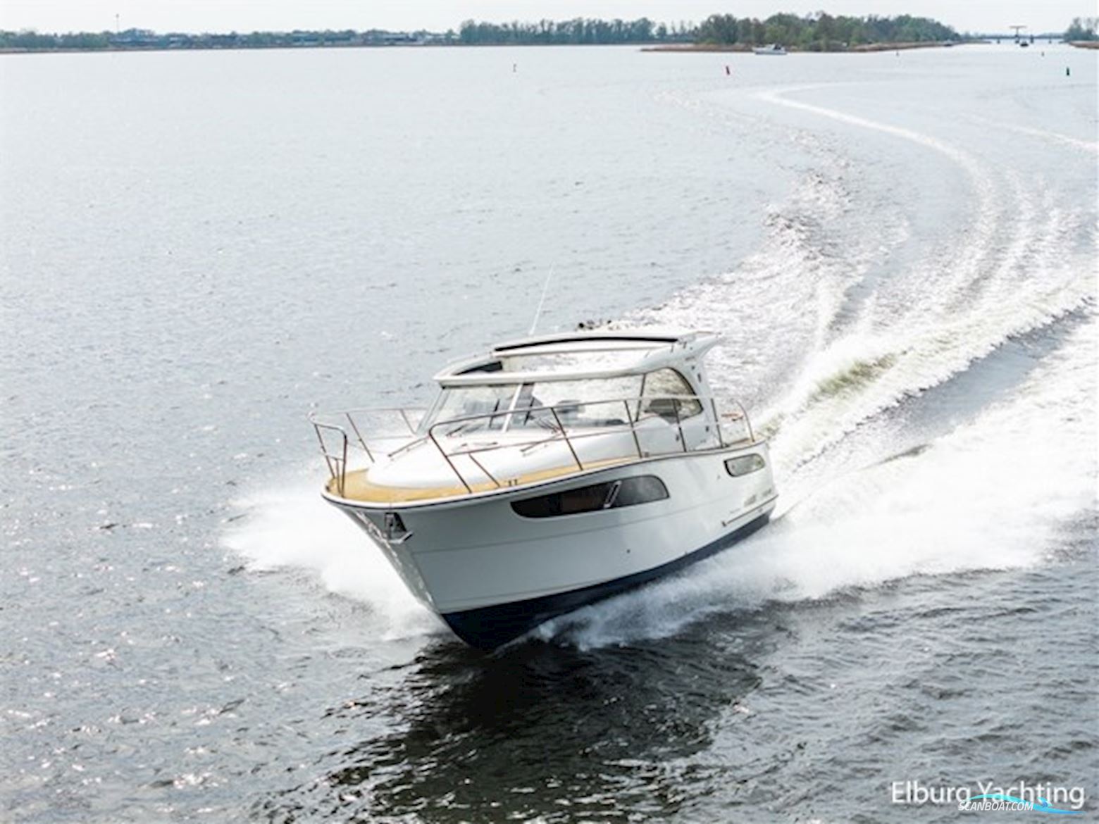 Marex 310 Sun Cruiser