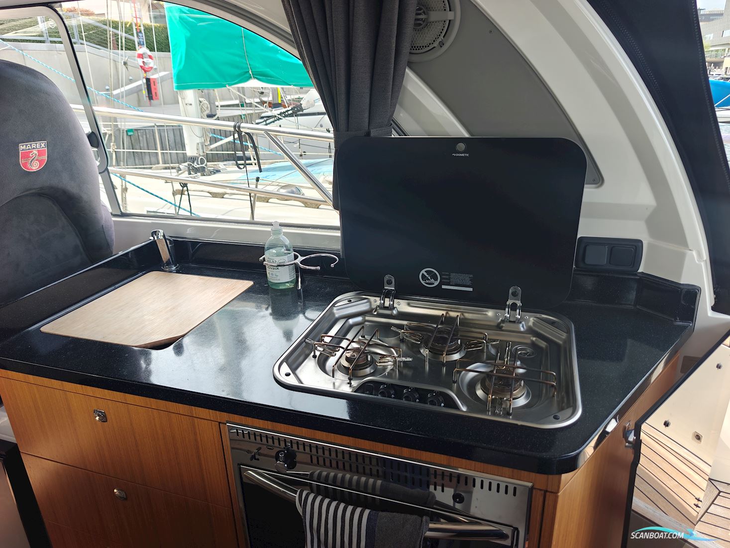 Marex 320 Aft Cabin Cruiser