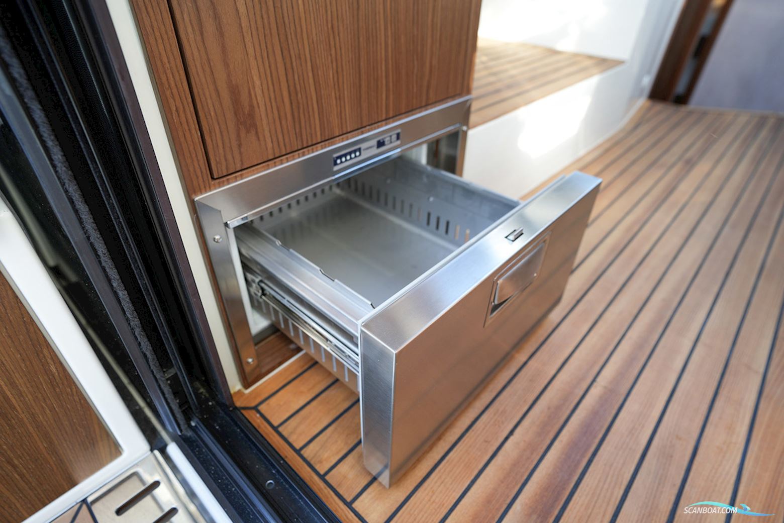 Marex 330 Scandinavia (2024)