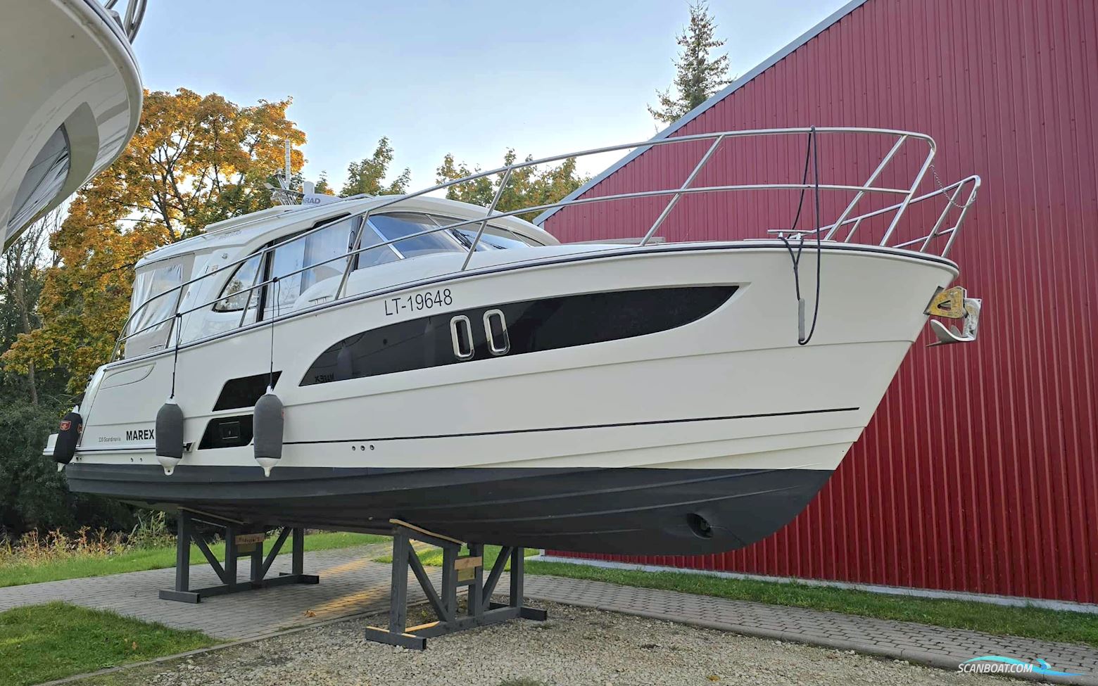 Marex 330 Scandinavia Motorbåd 2023, med Mercury 3.0 V6 270hp motor, Litauen
