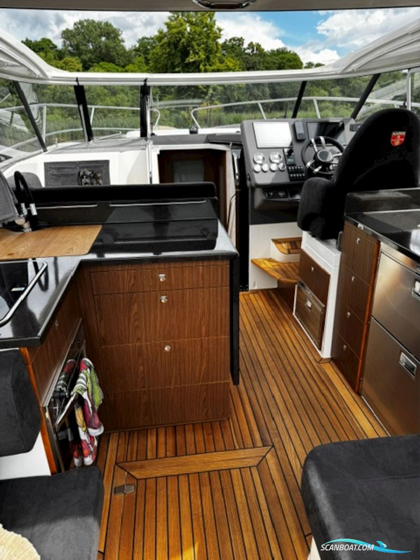 Marex 360 Cabriolet Cruiser