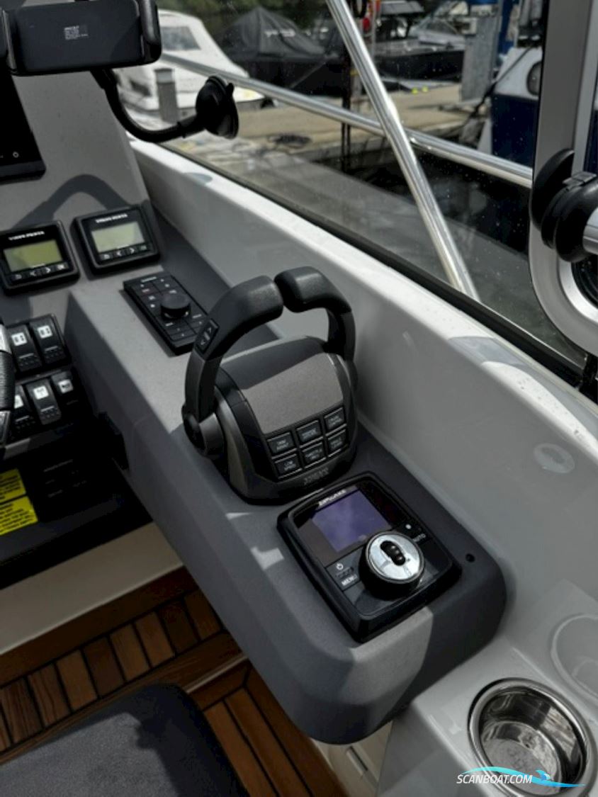 Marex 360 Cabriolet Cruiser