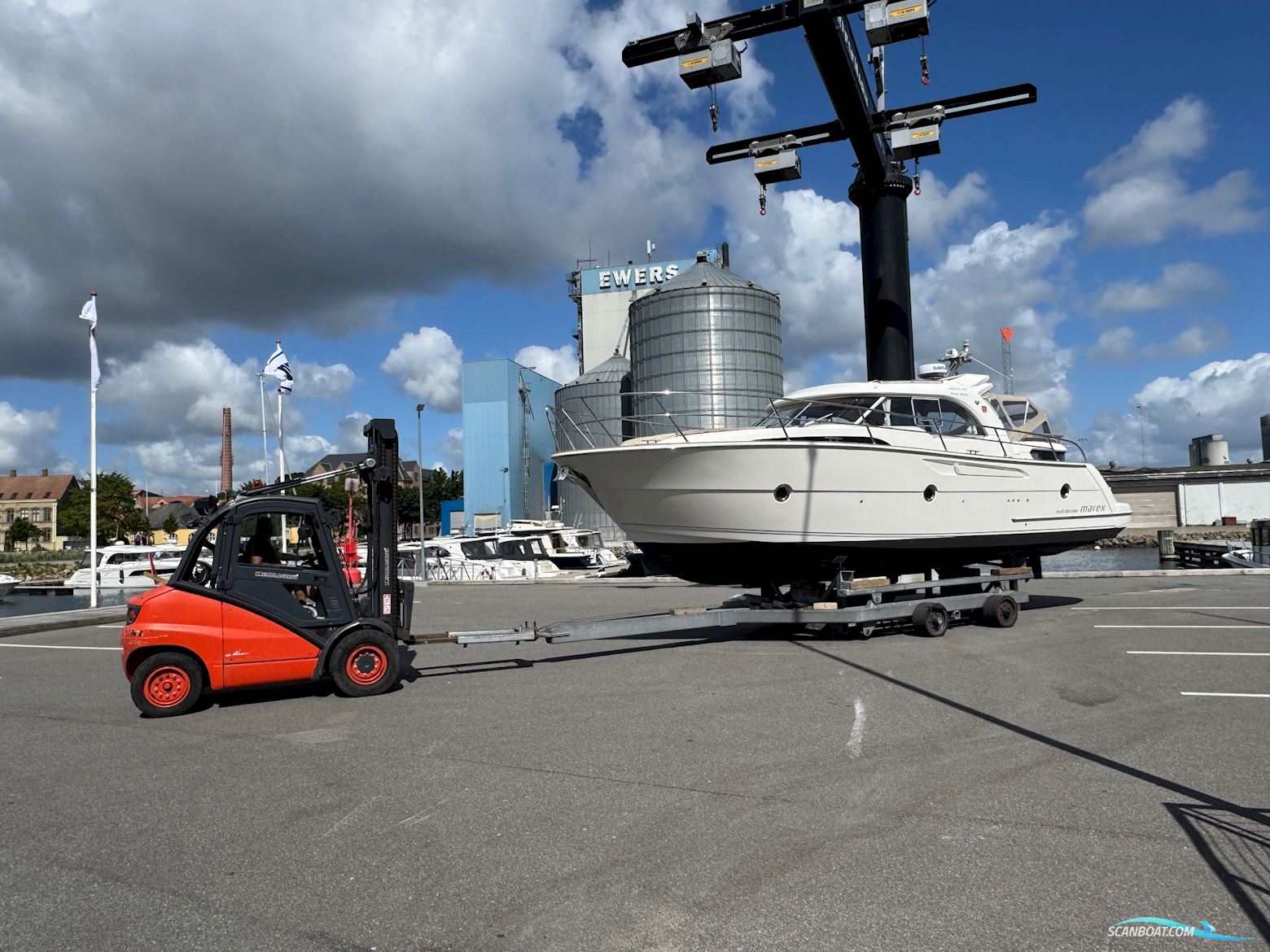 Marex 370 Aft Cabin Cruiser 2010