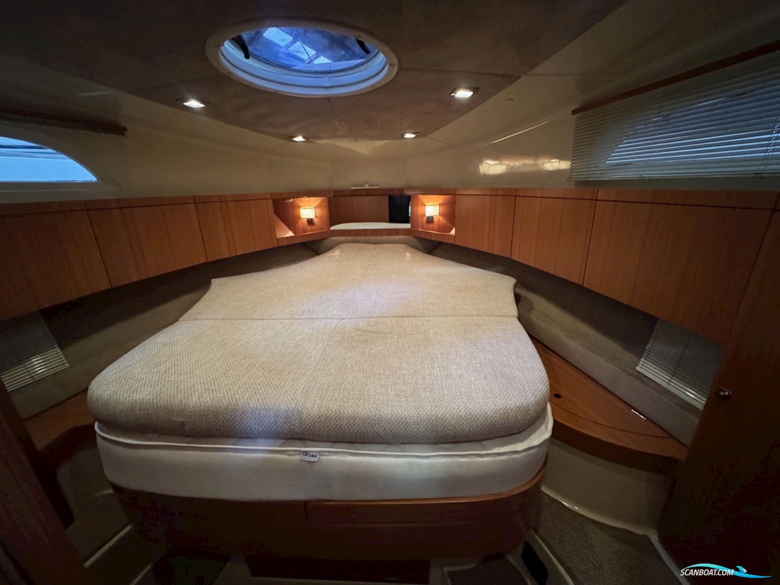 Marex 370 Aft Cabin Cruiser 2011