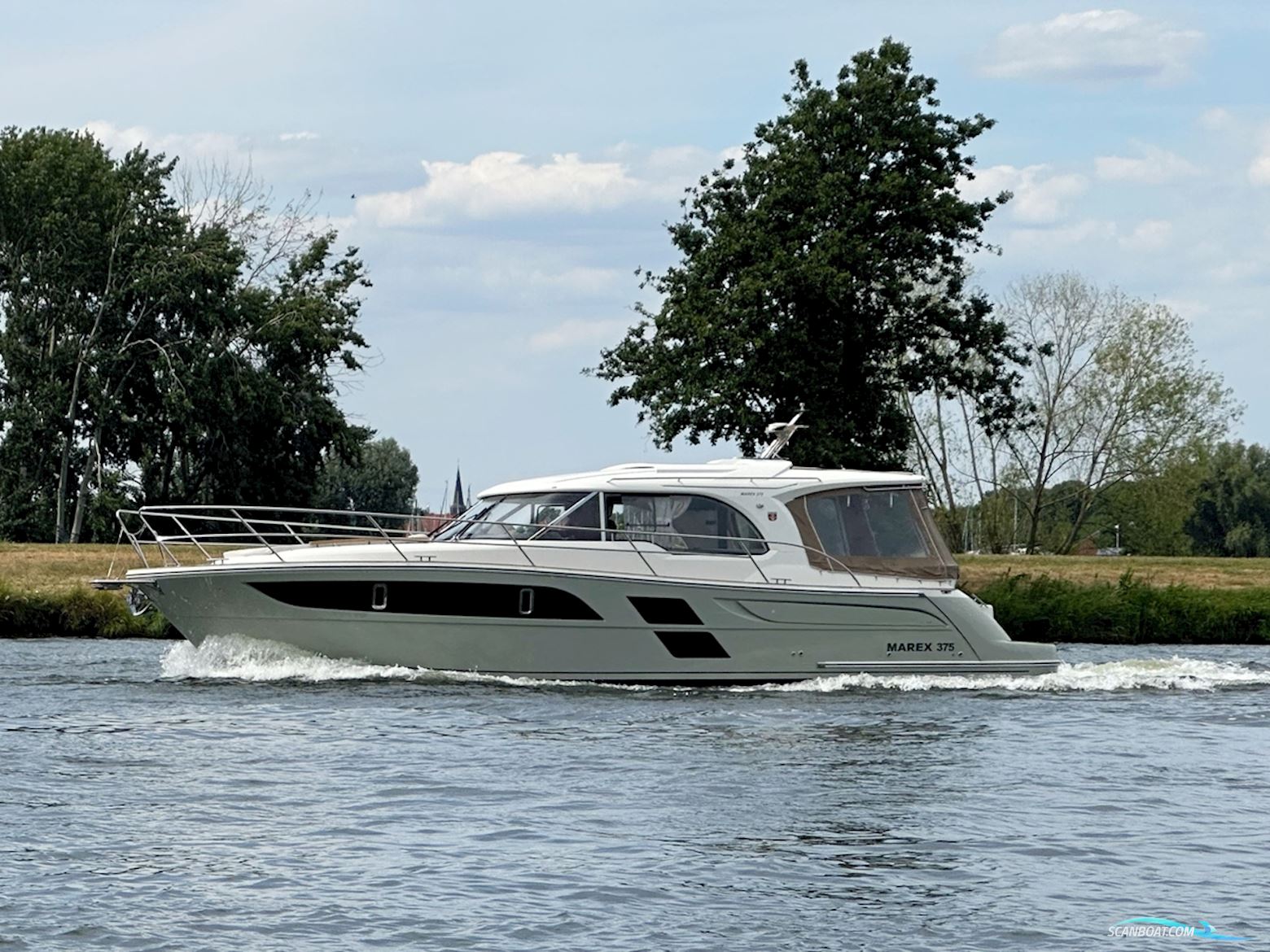Marex 375 Motorbåd 2021, Holland