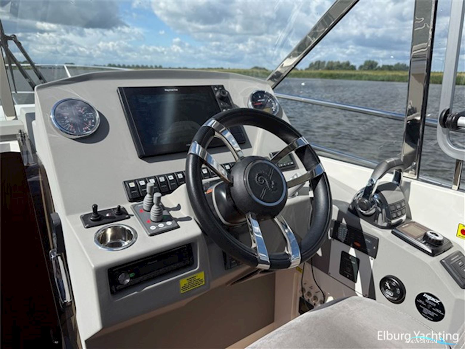Marex 375