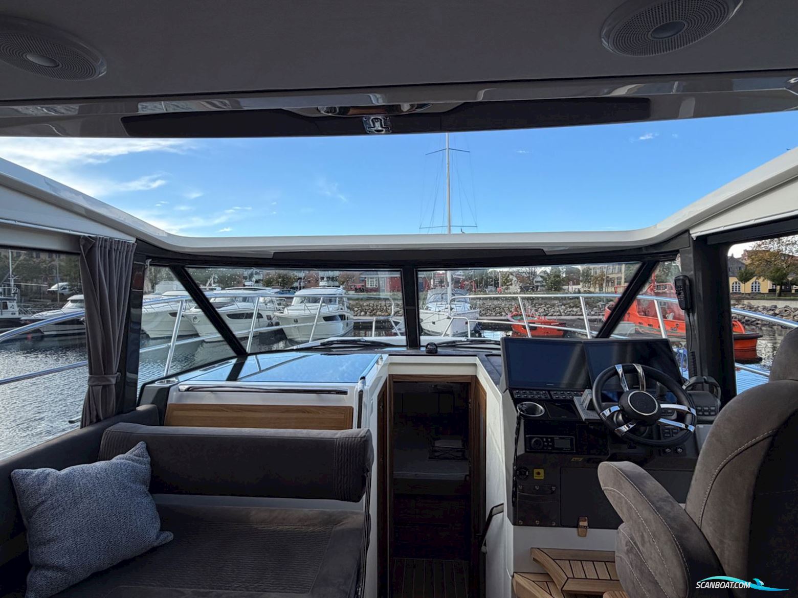 Marex 390