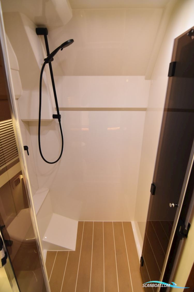 Marex 440 Gourmet Cruiser